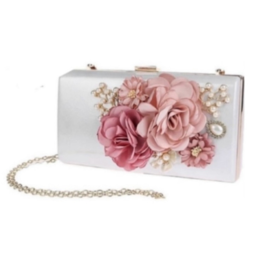 FLORAL CLUTCH